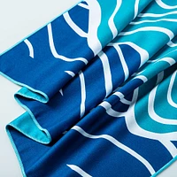 Waci Fast Drying 'Waves' Microfiber Beach Towel 30 x 60" (Blue/White)