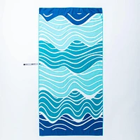Waci Fast Drying 'Waves' Microfiber Beach Towel 30 x 60" (Blue/White)