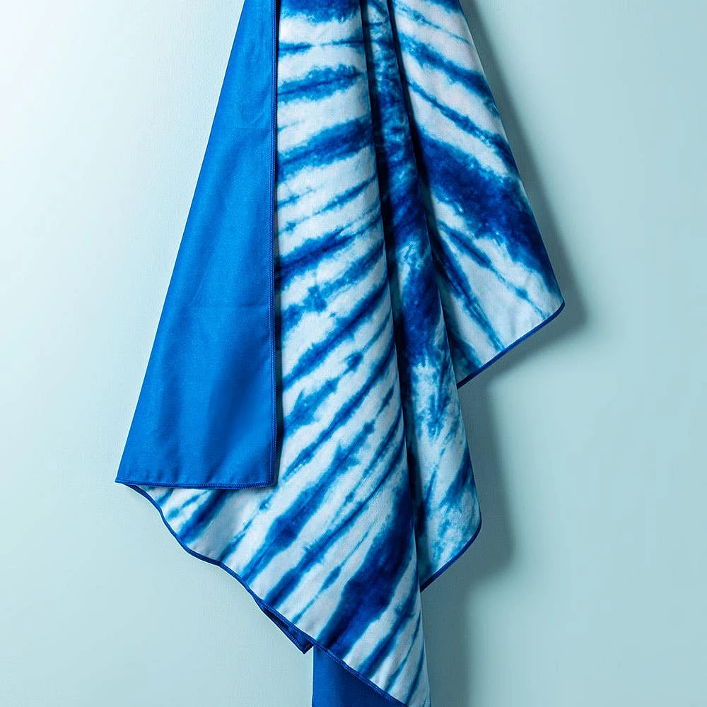 Waci Fast Drying 'Tie Dye' Microfiber Beach Towel (Blue/White)