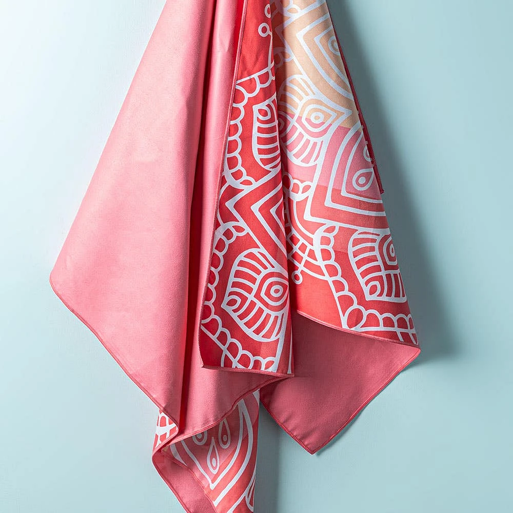 Waci Fast Drying 'Mandala Stripe' Microfiber Beach Towel (MultiColour)