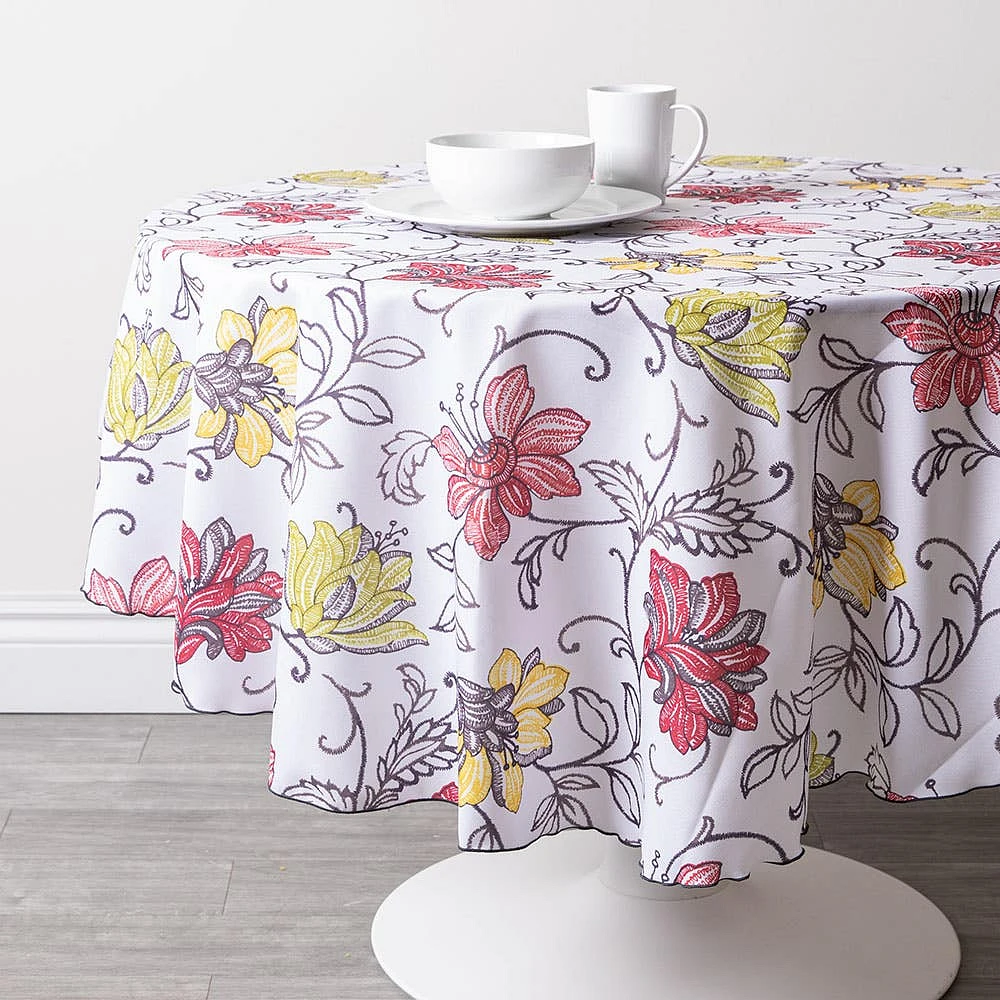 Myles Promo Polyester Tablecloth 60" Round (Asstd.)