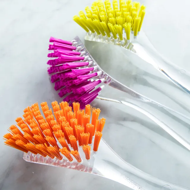 https://cdn.mall.adeptmind.ai/https%3A%2F%2Fwww.kitchenstuffplus.com%2Fmedia%2Fcatalog%2Fproduct%2F1%2F4%2F1407_cb-clean-it-angled-scrub-brush_210421100710964_hrnctjgyc1tkrq5i.jpg%3Fwidth%3D3612%26height%3D%26canvas%3D3612%2C%26optimize%3Dhigh%26fit%3Dbounds_640x.webp