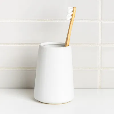 Moda At Home Anitra Ceramic Tooth Brush Holder