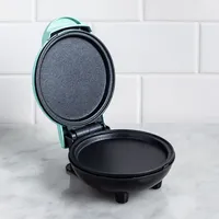 Dash Mini Round Griddle (Aqua)