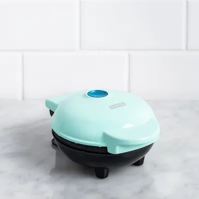 Dash Mini Round Waffle Maker (Aqua)