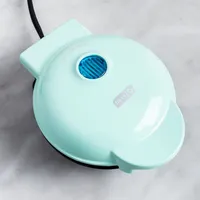 Dash Mini Round Waffle Maker (Aqua)