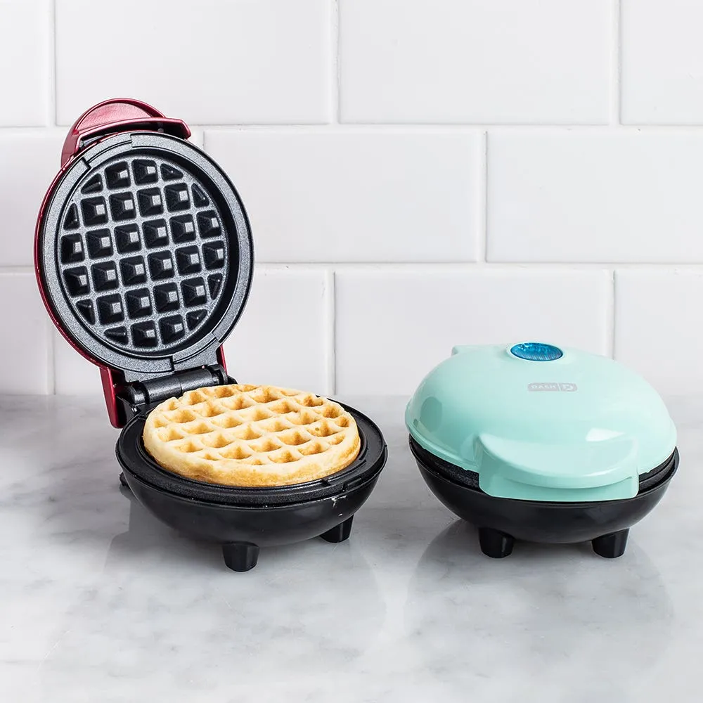 Dash Mini Round Waffle Maker (Aqua)