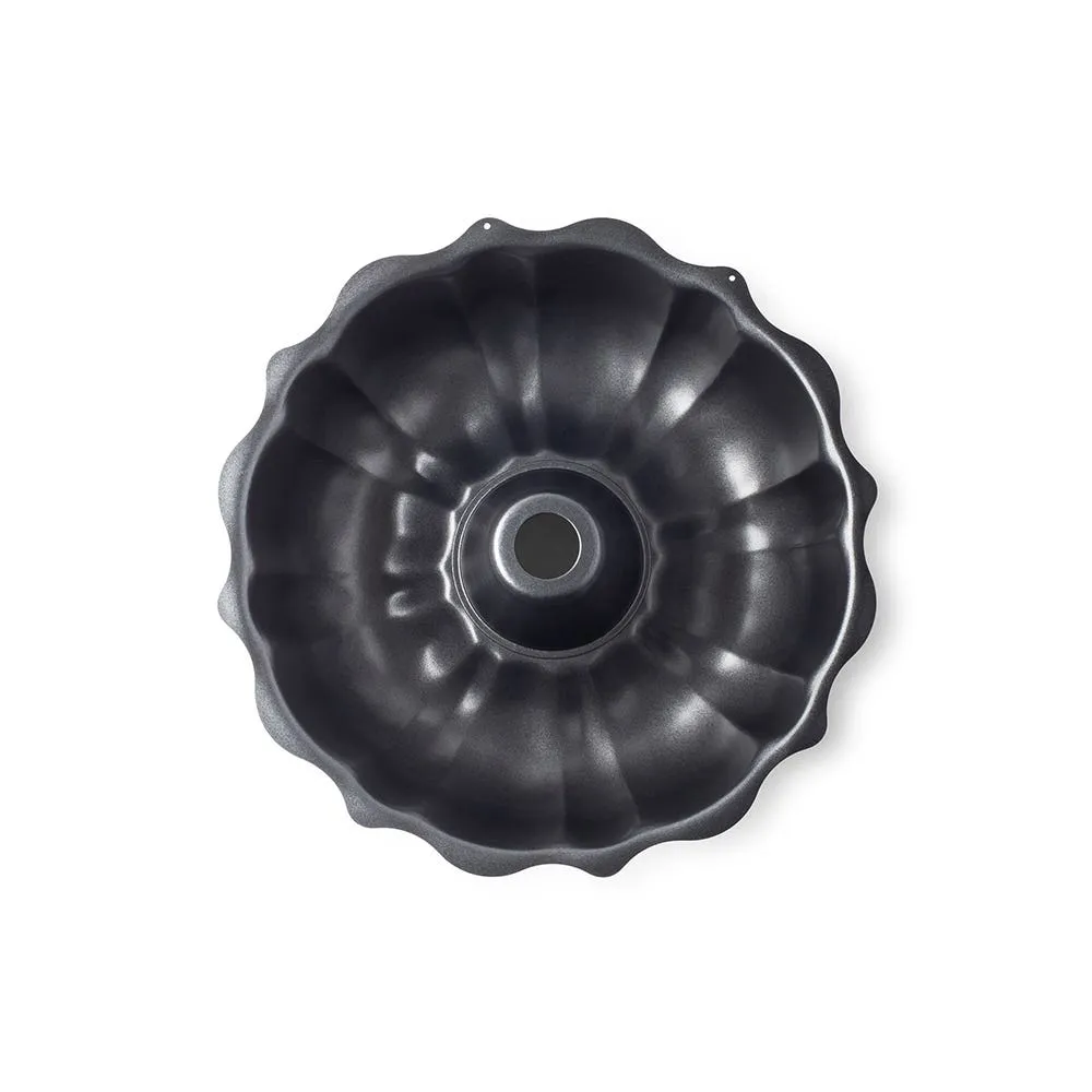 Chloe Kitchen Stuff Heavy Duty Non-Stick Fluted Cake Pan (9.5" dia.)