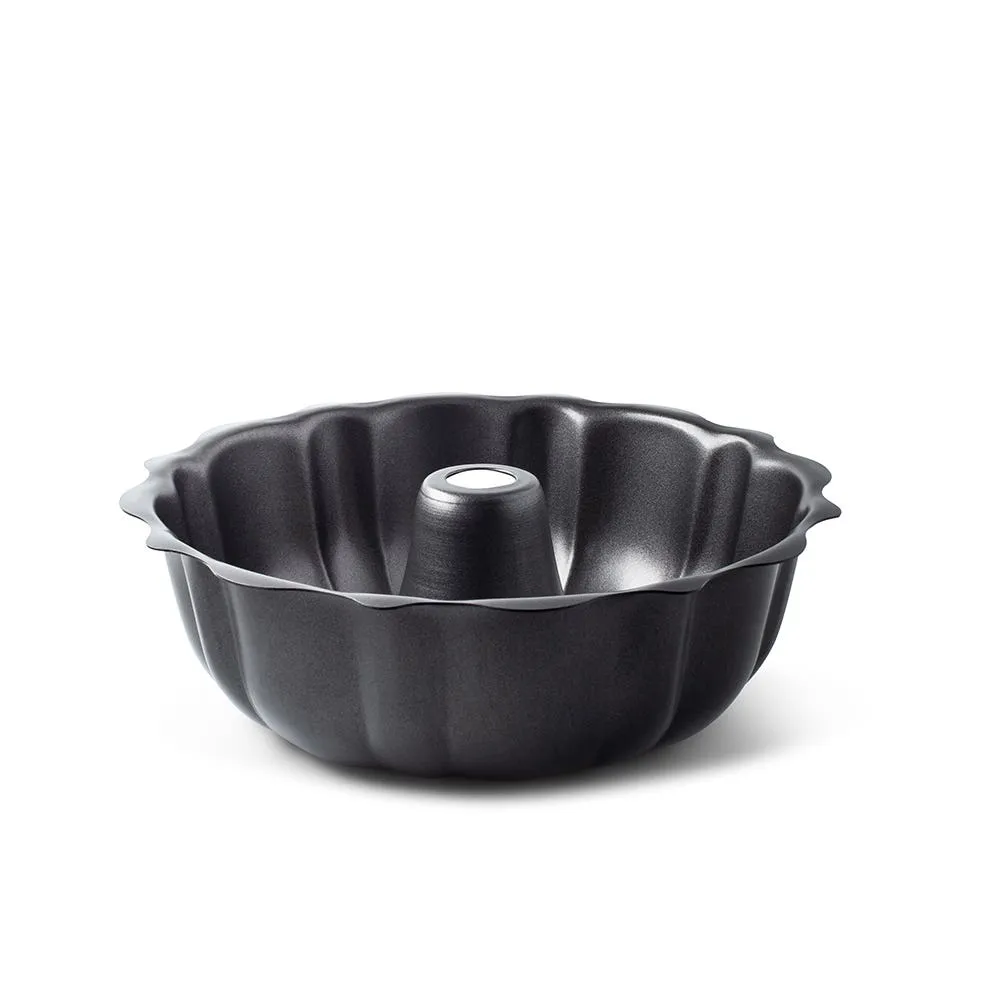 Chloe Kitchen Stuff Heavy Duty Non-Stick Fluted Cake Pan (9.5" dia.)