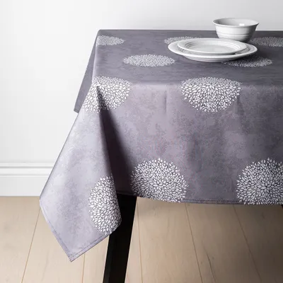 Texstyles Printed 'Boxwood' Polyester Tablecloth 58"x78" (Grey)