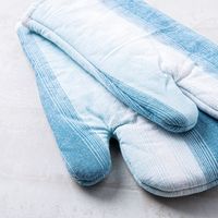 Harman Gourmet 'Sera Stripe' Cotton Oven Mitt - Set of 2 (Blue)