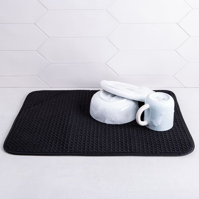 https://cdn.mall.adeptmind.ai/https%3A%2F%2Fwww.kitchenstuffplus.com%2Fmedia%2Fcatalog%2Fproduct%2F3%2F8%2F3802_cucina-waffle-drying-mat-black_220728153128445_bkzg4znn4gsjnz6a.jpg%3Fwidth%3D1000%26height%3D%26canvas%3D1000%2C%26optimize%3Dhigh%26fit%3Dbounds_640x.jpg