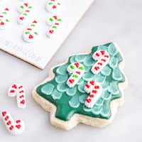 Wilton Christmas 'Candy Cane' Icing Topper Decoration - S/24