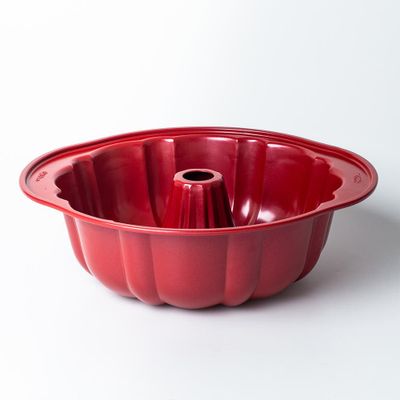 Wilton Non-Stick Fluted Tube Pan (Red)