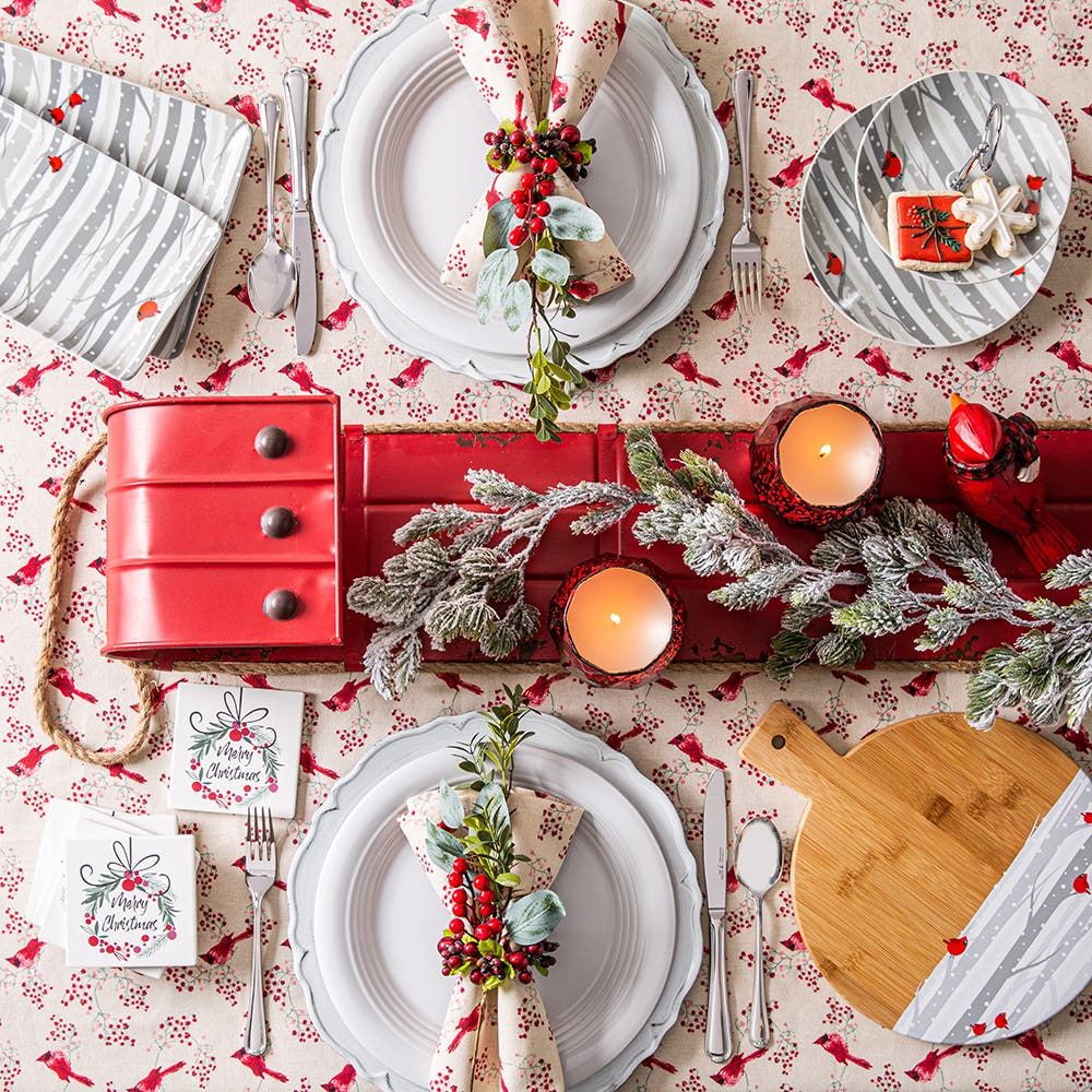 Harman Christmas 'Cardinal' Cotton Tablecloth 60x120" (Red)