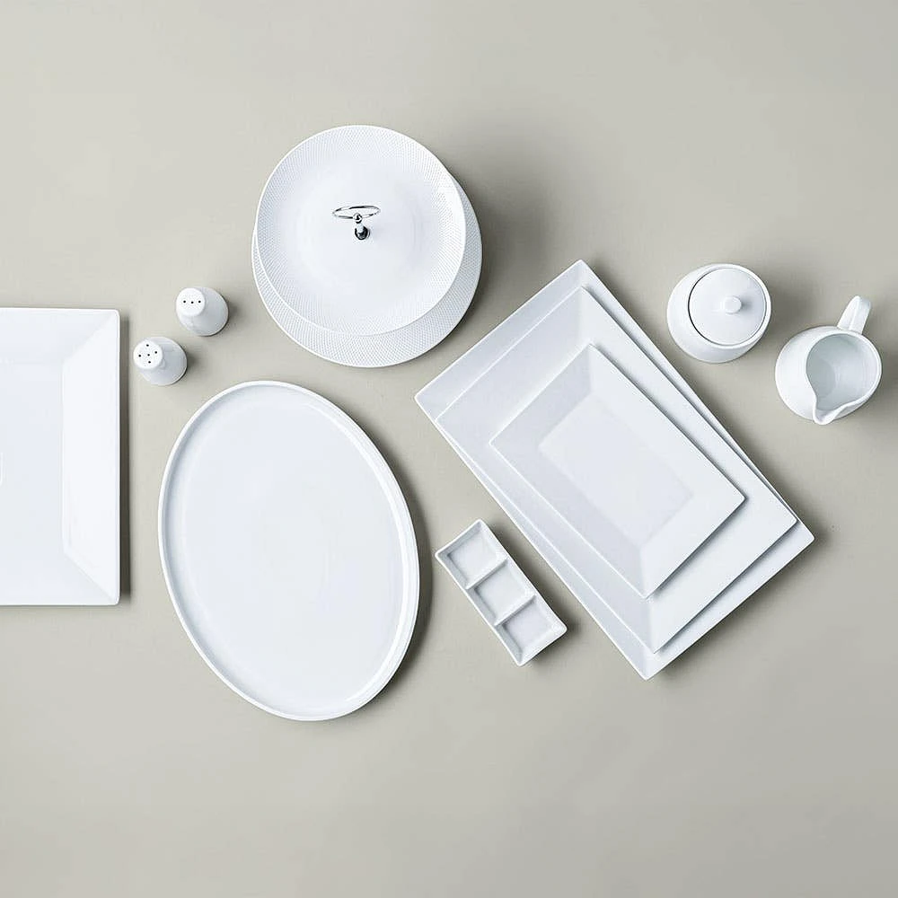 A La Carte 'Essentials' Porcelain Salt &  Pepper - Set of 2 (White)