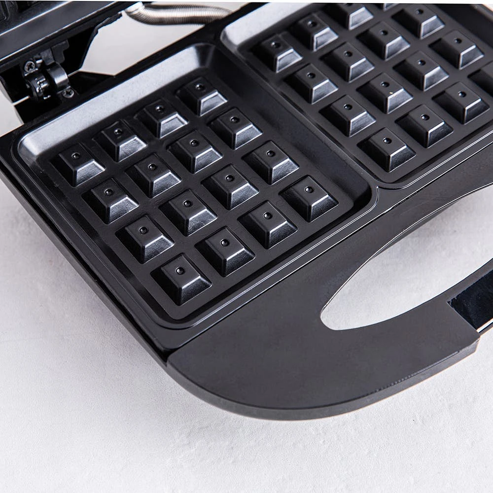 Hauz Living Non-Stick Waffle Maker (Black)