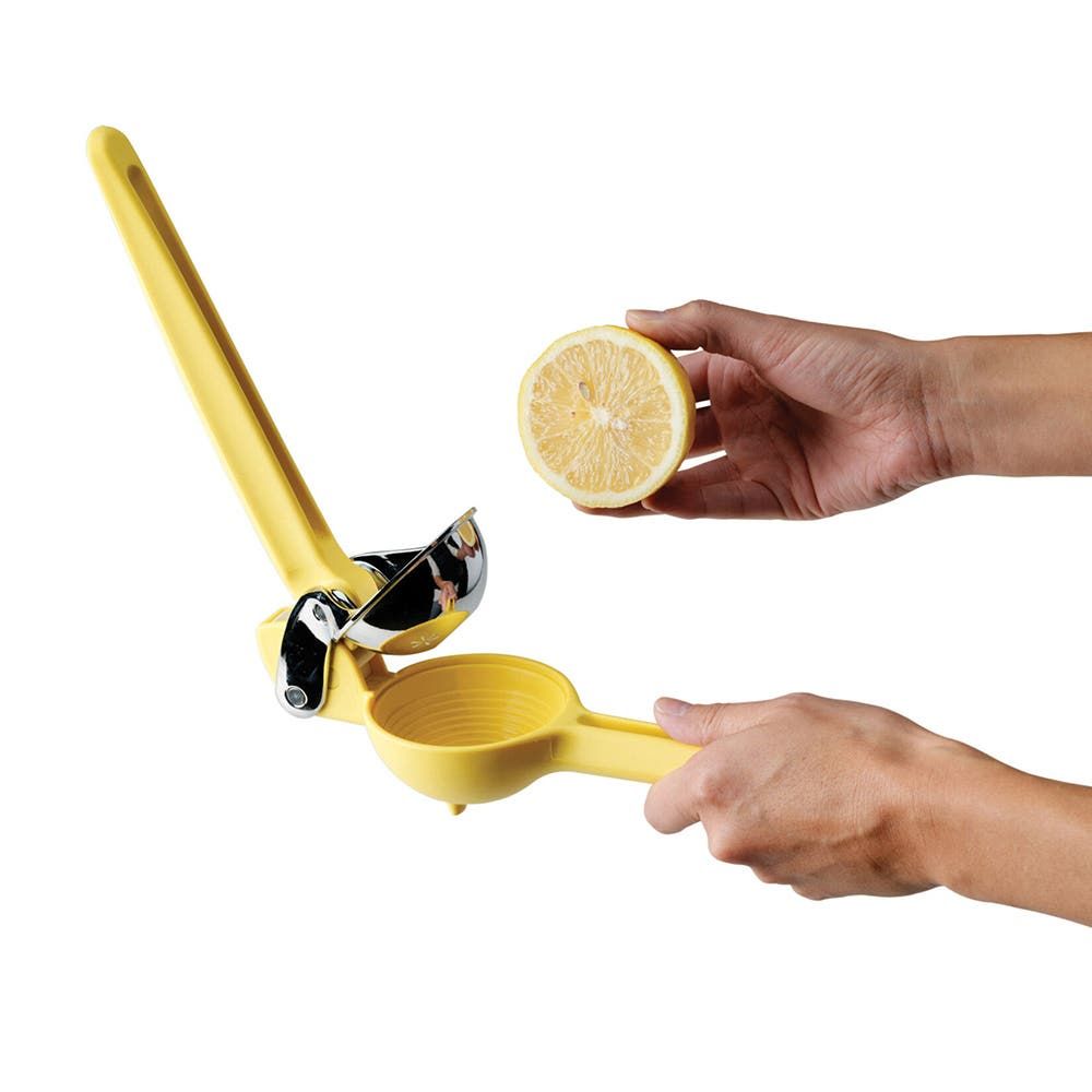 Chef'N Fresh Force Hand-Held Citrus Juicer (Yellow)