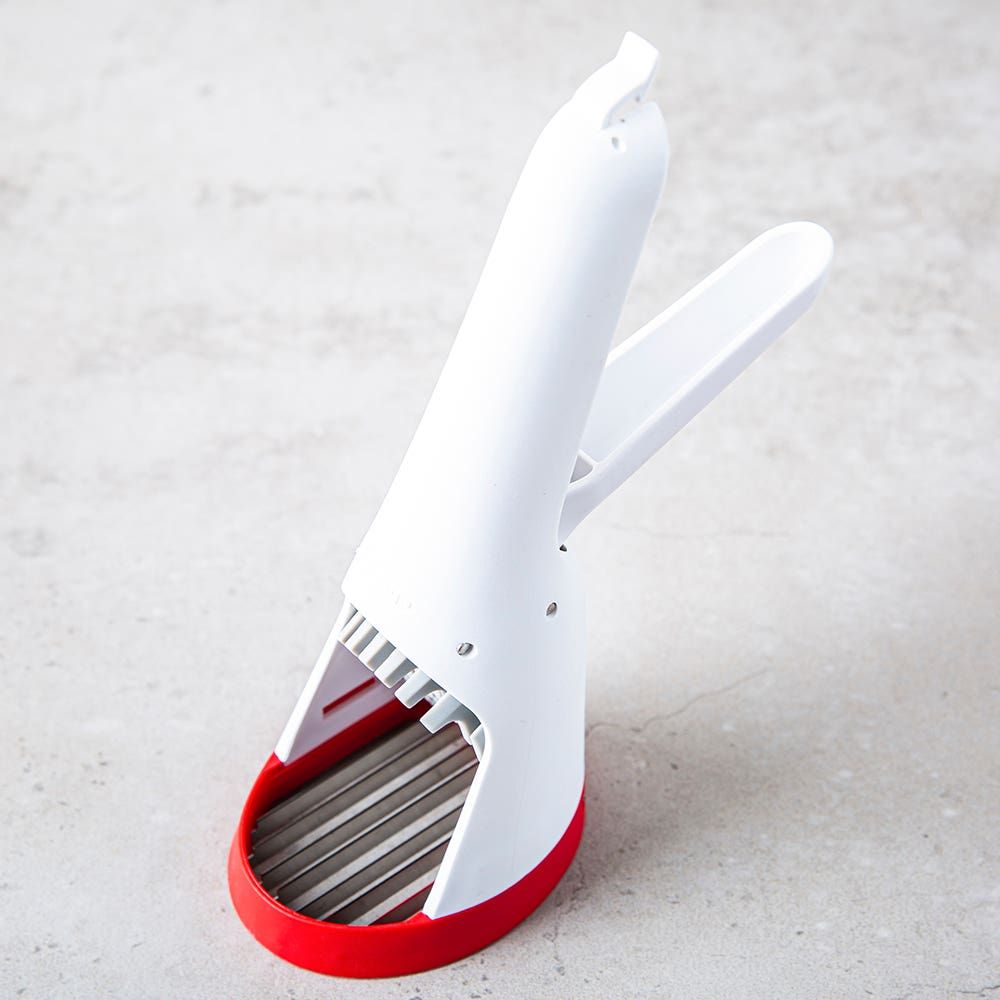 Chef'N Slicester One-Handed Strawberry Slicer (White/Red)