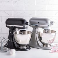 KitchenAid Deluxe Stand Mixer (Silver)