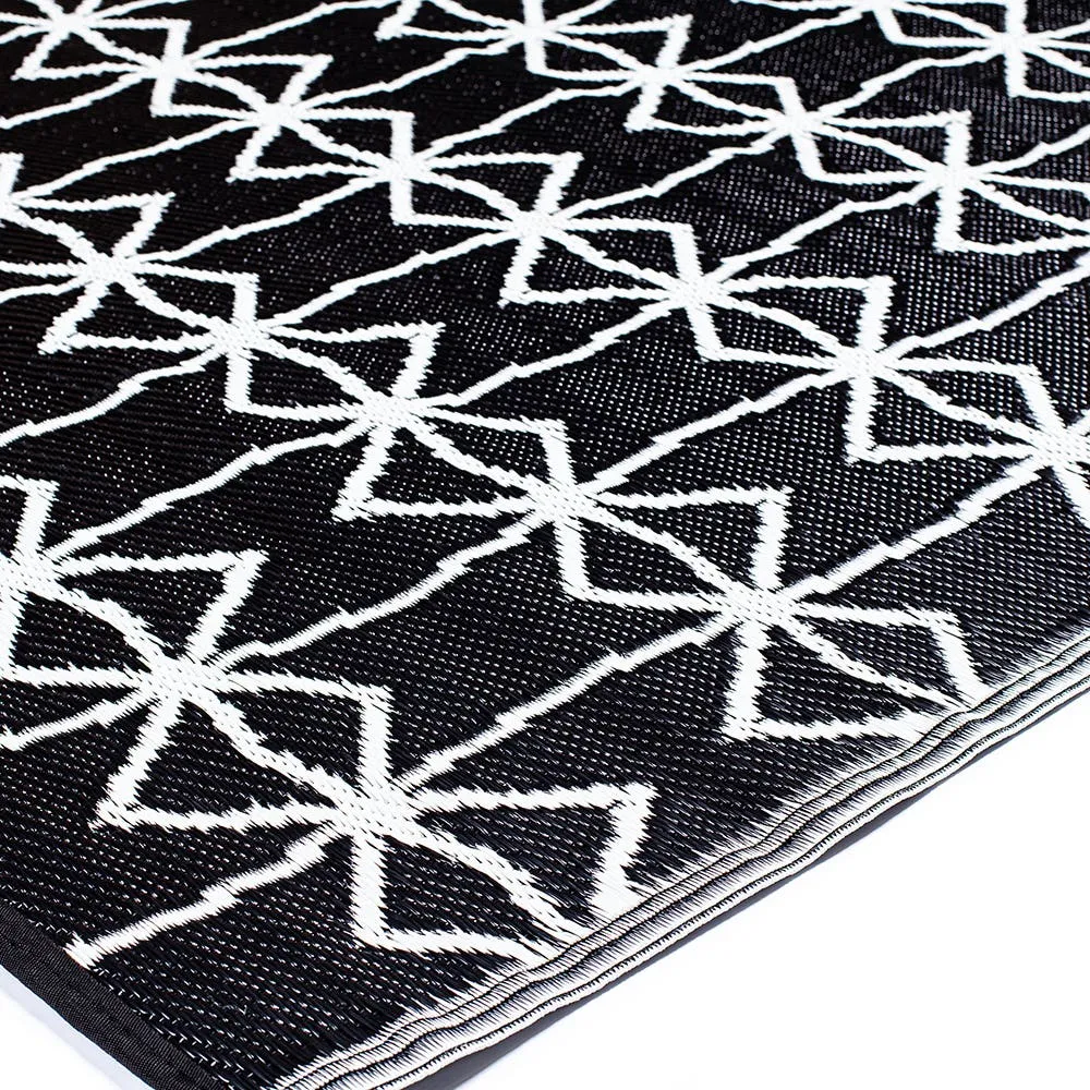 KSP Outdoor 'Kessa' All Season Mat 4x6' (Black/White)