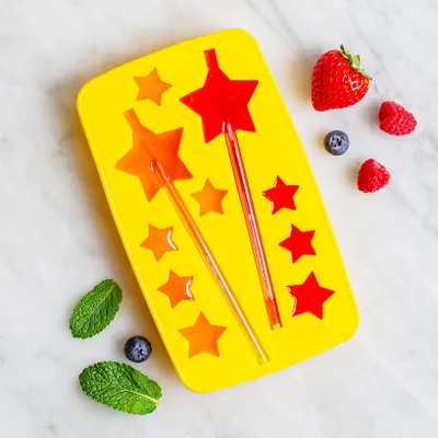 KSP Sip 'Star' Silicone Ice Tray with  Straws