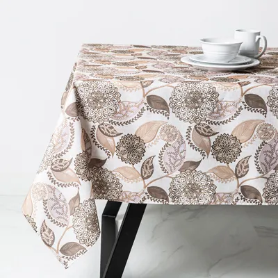 Texstyles Printed 'Madeira' Polyester Tablecloth 58"x94" (Beige)