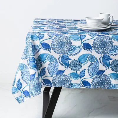 Texstyles Printed 'Madeira' Polyester Tablecloth 58"x78" (Blue)