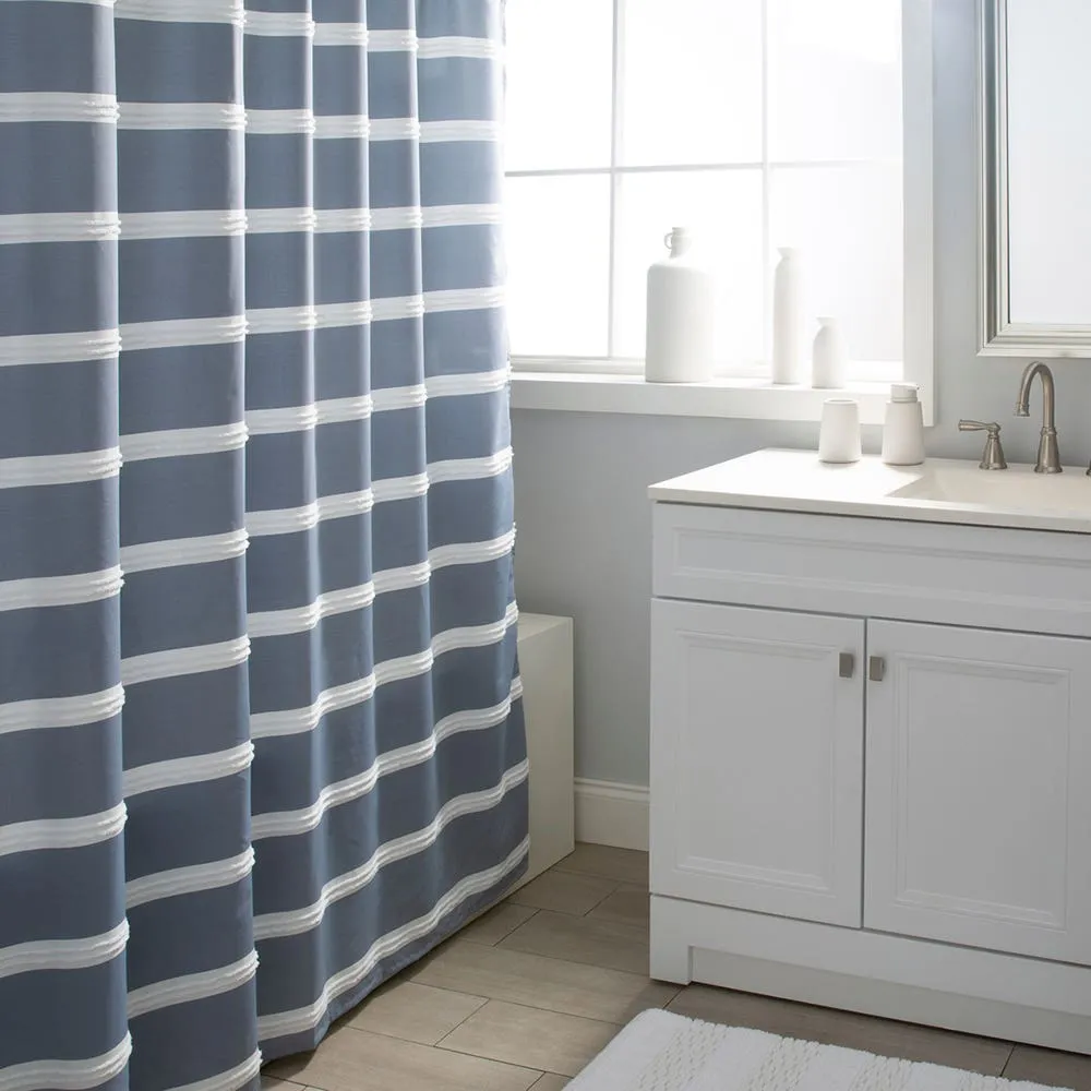 Moda At Home Polyester Fabric 'Lyndale' Shower Curtain (Blue/White)