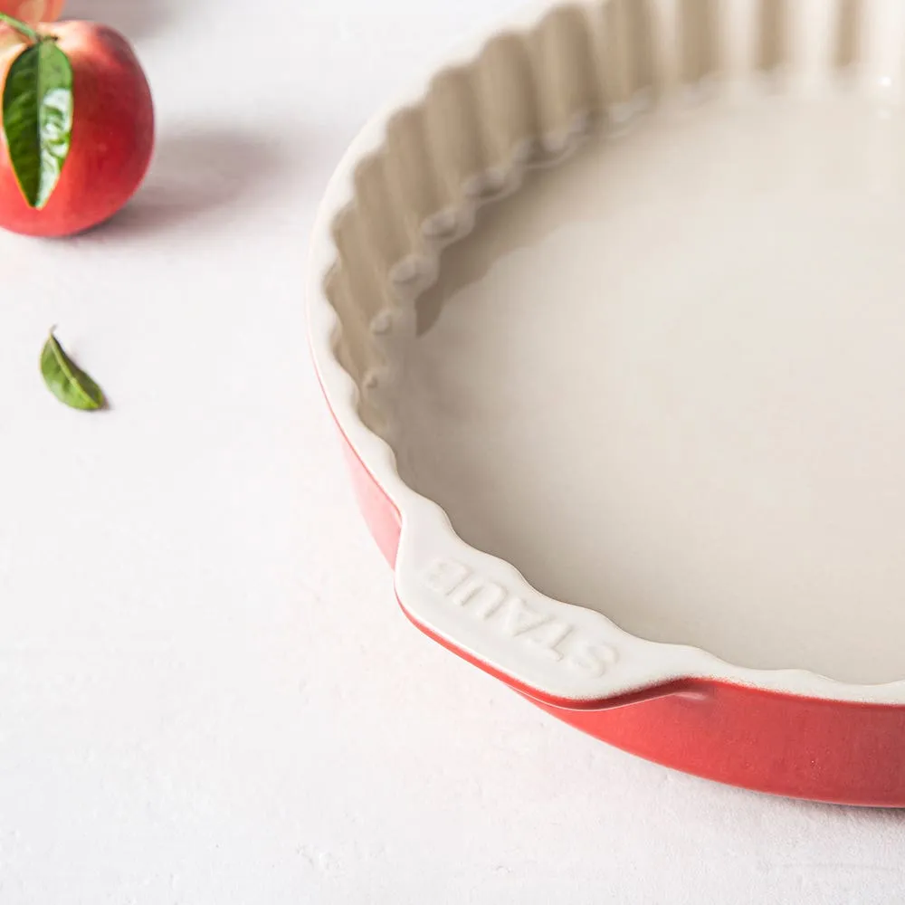 Staub Made In Portugal Round Fluted Pie Dish (Cherry/White)