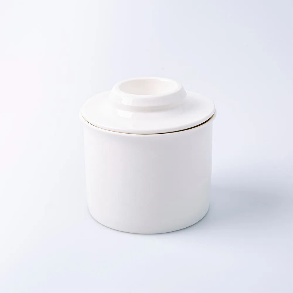 Maxwell & Williams Basic Porcelain Butter Crock-Keeper (White)