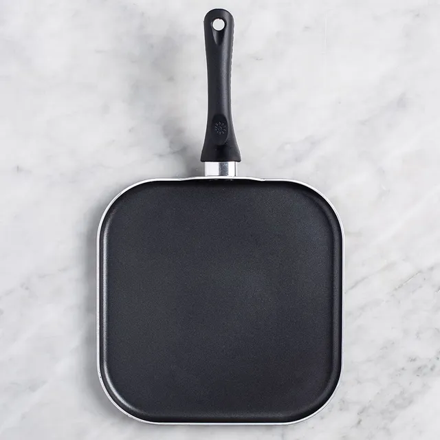 https://cdn.mall.adeptmind.ai/https%3A%2F%2Fwww.kitchenstuffplus.com%2Fmedia%2Fcatalog%2Fproduct%2F5%2F9%2F59009_artistry-griddle-11_201231131858989_l3tdjuaimglx9pom.jpg%3Fwidth%3D1000%26height%3D%26canvas%3D1000%2C%26optimize%3Dhigh%26fit%3Dbounds_640x.webp