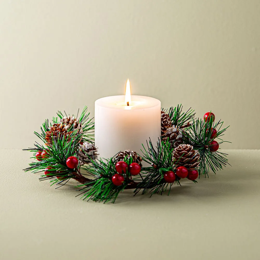 Deco Noel Christmas 'Pinecone w/Berries' Candle Ring 7"dia (Green/Red)