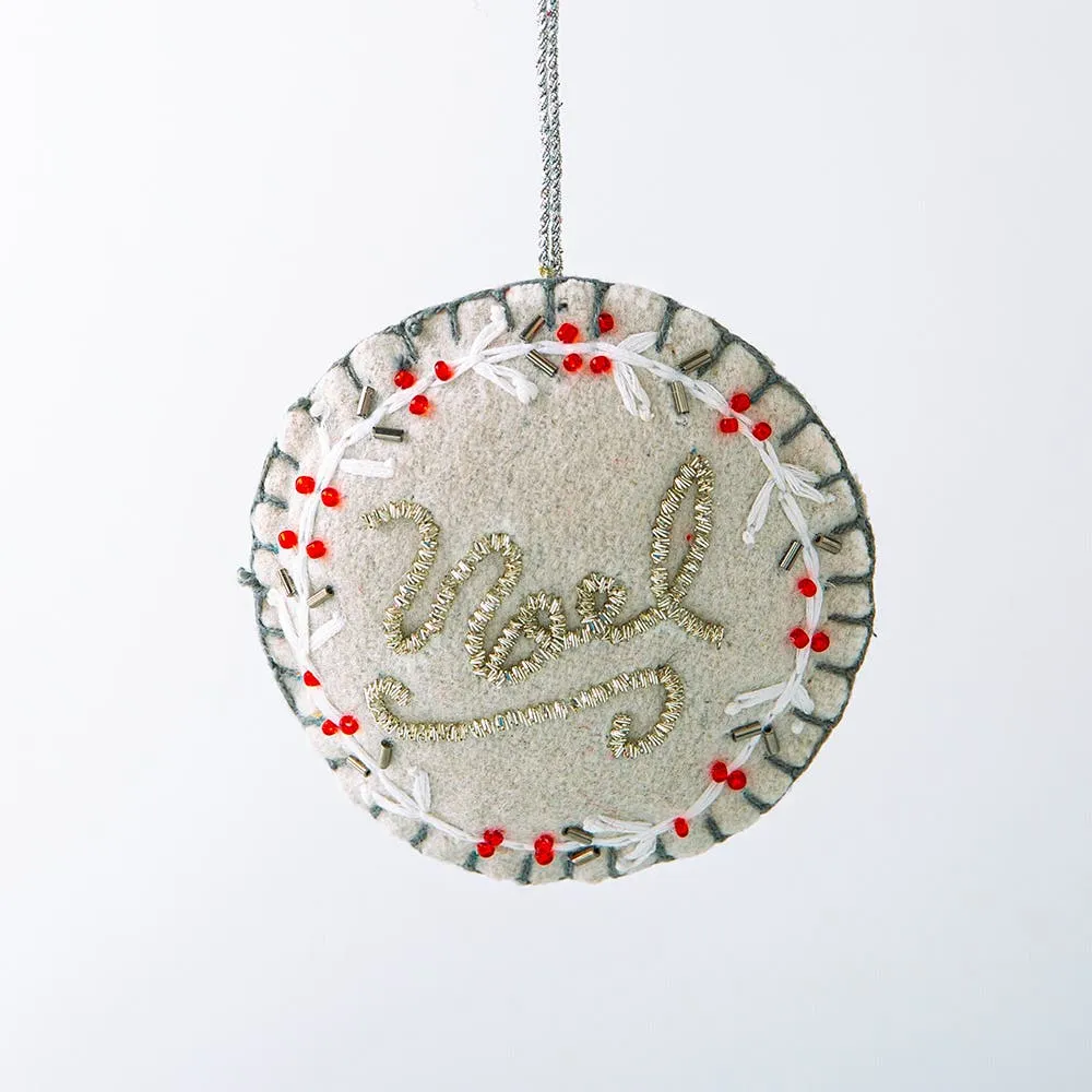 KSP Christmas Felt 'Noel' Embroidered Ornament 10cm dia. (White)