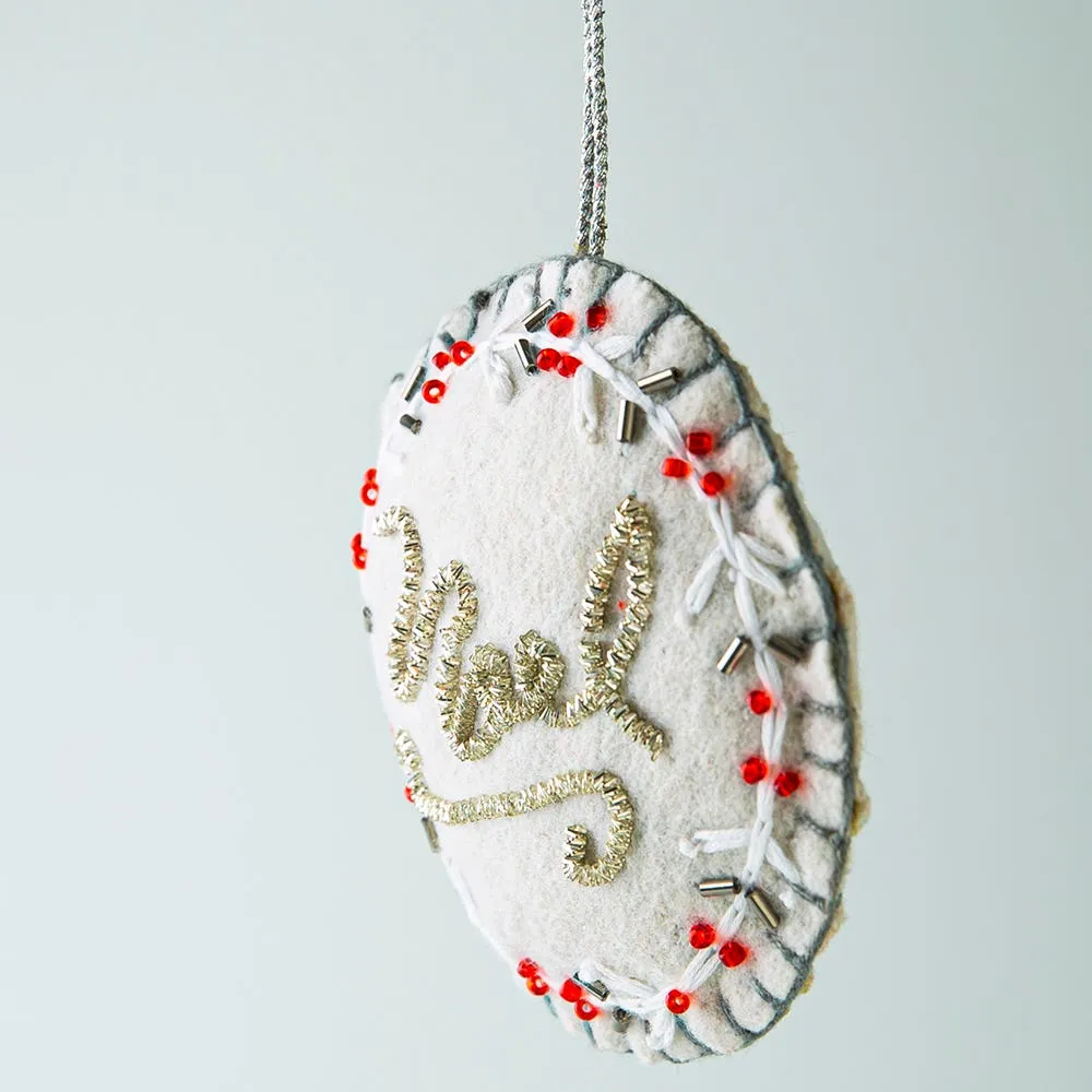 KSP Christmas Felt 'Noel' Embroidered Ornament 10cm dia. (White)