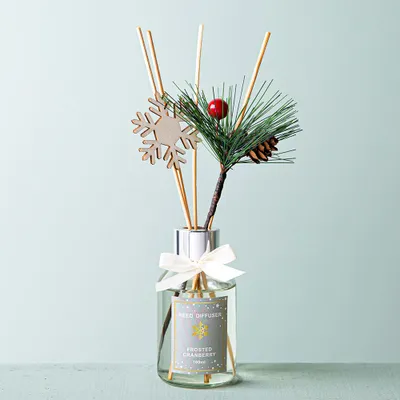 KSP Christmas Sprig 'Frosted Cranberry' Reed Diffuser 100ml