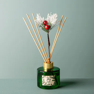 KSP Christmas Pine Berry 'Pine Tree' Diffuser (Green)