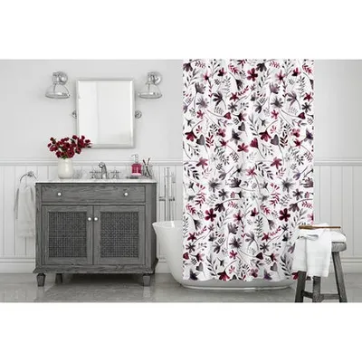 Splash Polyester Fabric 'Adara' Shower Curtain (Maroon)