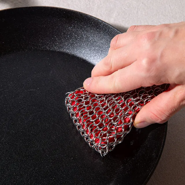 Lodge Chainmail Cast Iron Scrubbing Pad 4x3 (Red/Stainless Steel