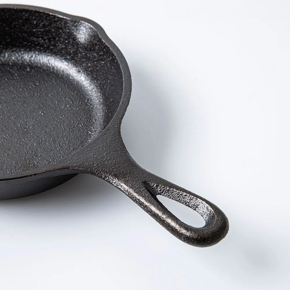 Lodge Classic Cast Iron Skillet 5" Dia. (Black)