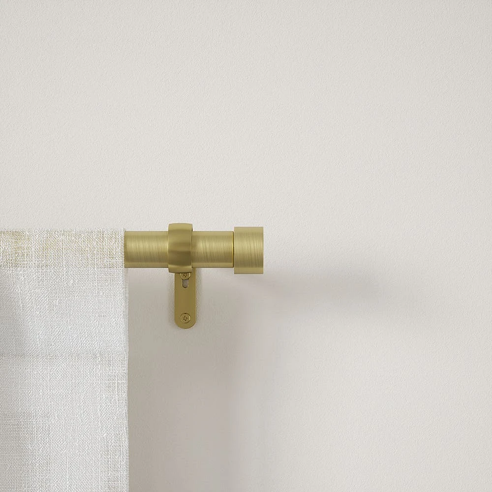 Umbra Extendable 'Cappa' Metal Curtain Rod 36-66" (Brass)