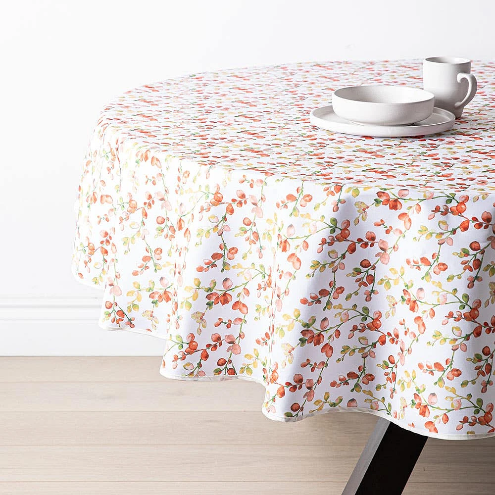 Texstyles Easy-Care 'Flujo' Polyester Tablecloth 70" Round