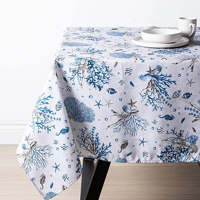 Texstyles Easy-Care 'Oceana' Polyester Tablecloth 58x78" (Blue)