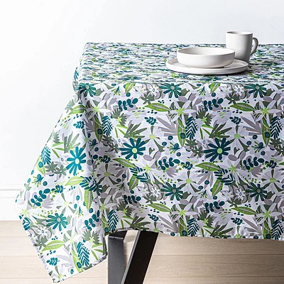 Texstyles Easy-Care 'Verano' Polyester Tablecloth 58x94