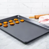 Wilton Perfect Results Non-Stick Mega Cookie Sheet (Grey)