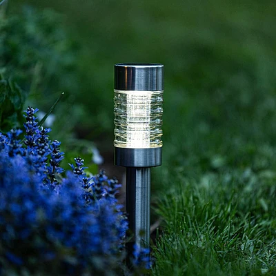 Deco Lite Outdoor 'Striped' Solar Powered LED Path Light (Silver)