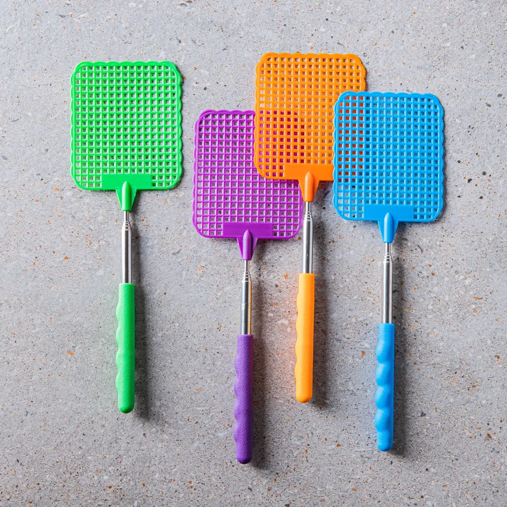 Country Garden Bug Off Telescopic Fly Swatter (Asstd.)