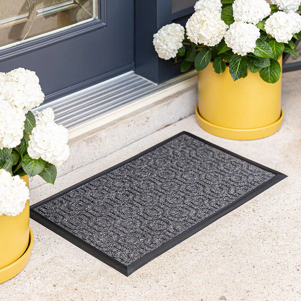 KSP Tufted 'Hexagon' Rubber Backed Doormat (Black)