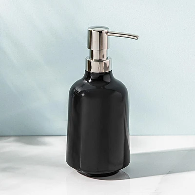 Umbra Step Melamine Soap Pump (Black)