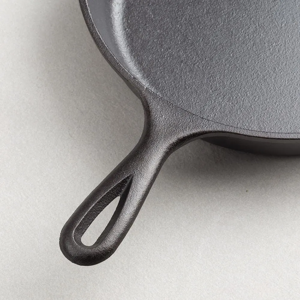 Lodge Logic Frypan with Helper Handle (Black)